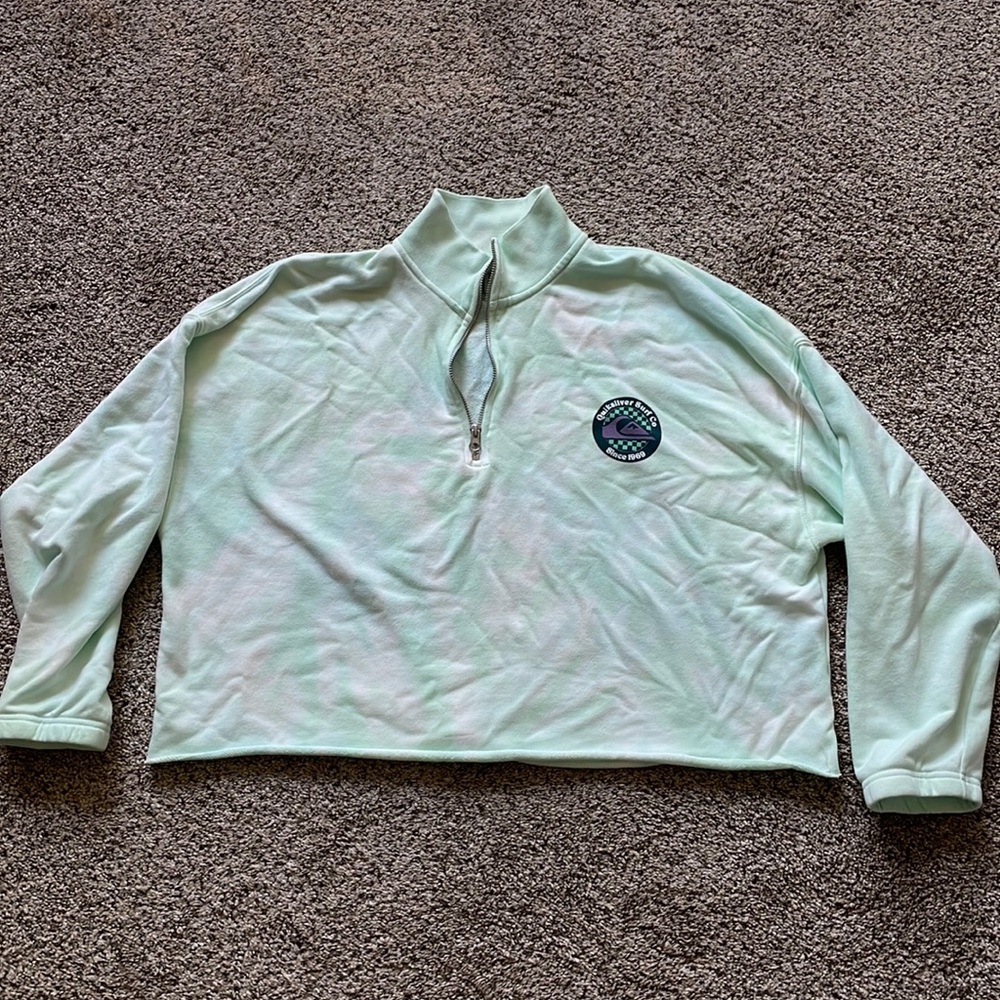 Quicksilver 1/4 zip crop sweatshirt, size L